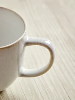 Adie Dinnerware
