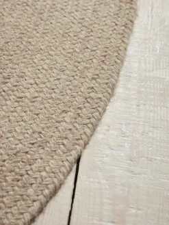 Agna Oval Rug - Natural