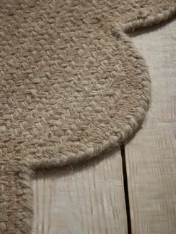 Agna Round Scalloped Rug - Natural