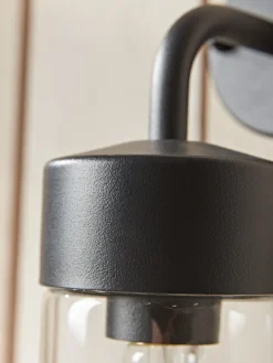 Alfresco Wall Light