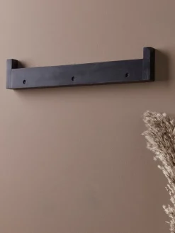 Amelia Mirror