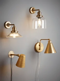 Antique Fluted Glass Wall Light - Brass