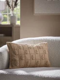 Auricula Cushion