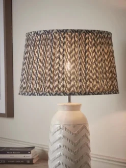 Black Tapered Chevron Shade