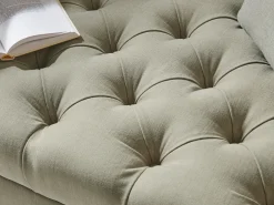 Bodo Loveseat
