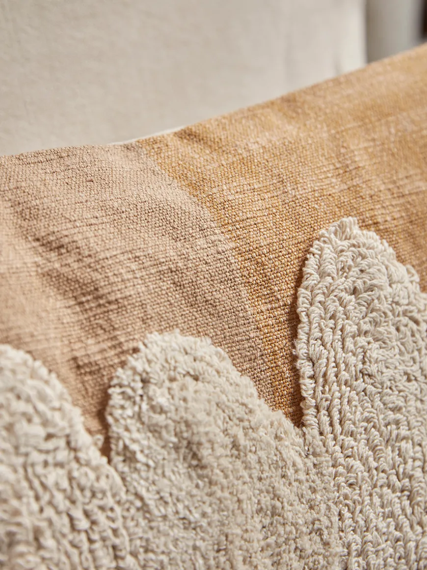 Chora Cushion