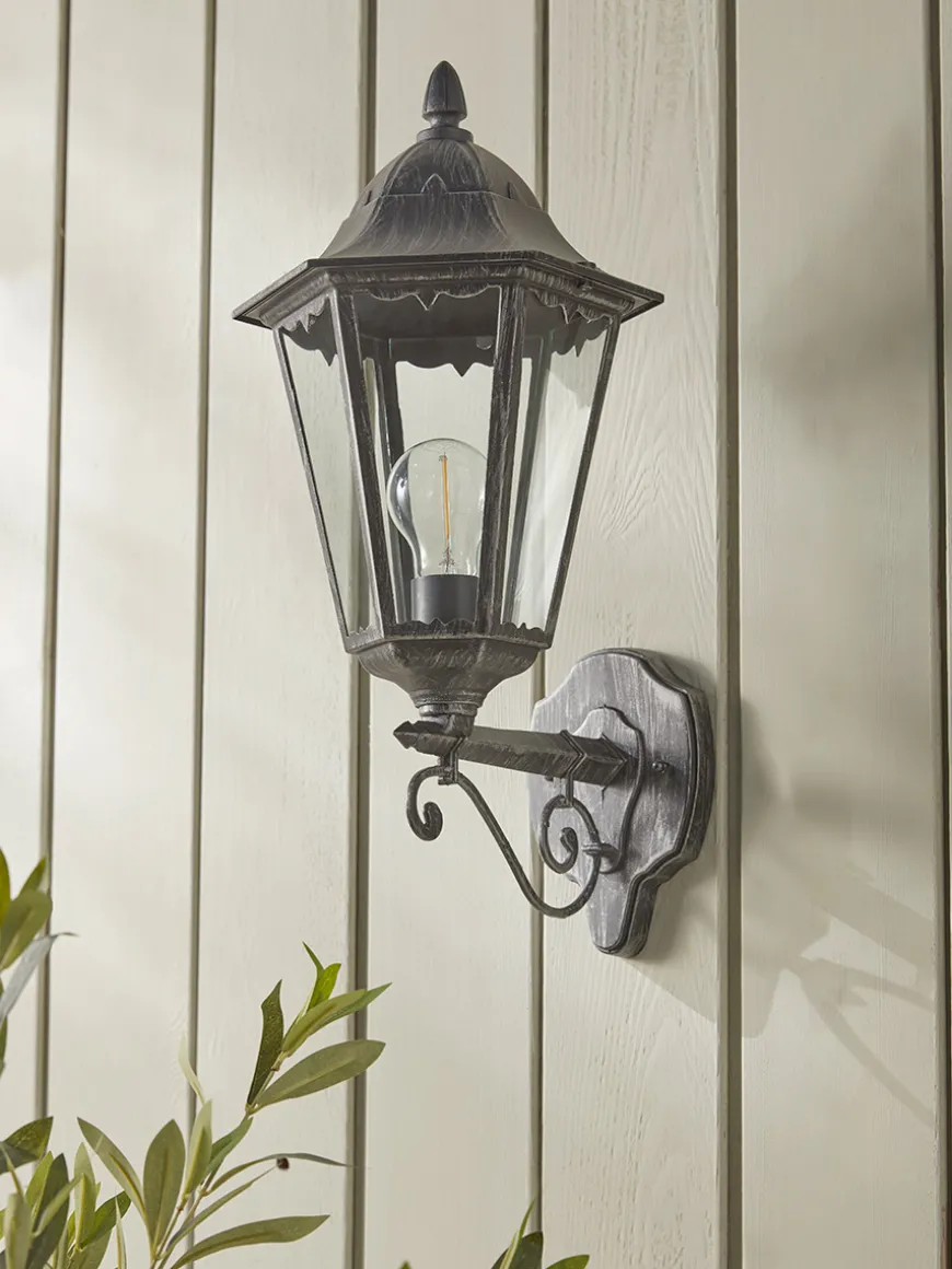 Coach House Wall Light