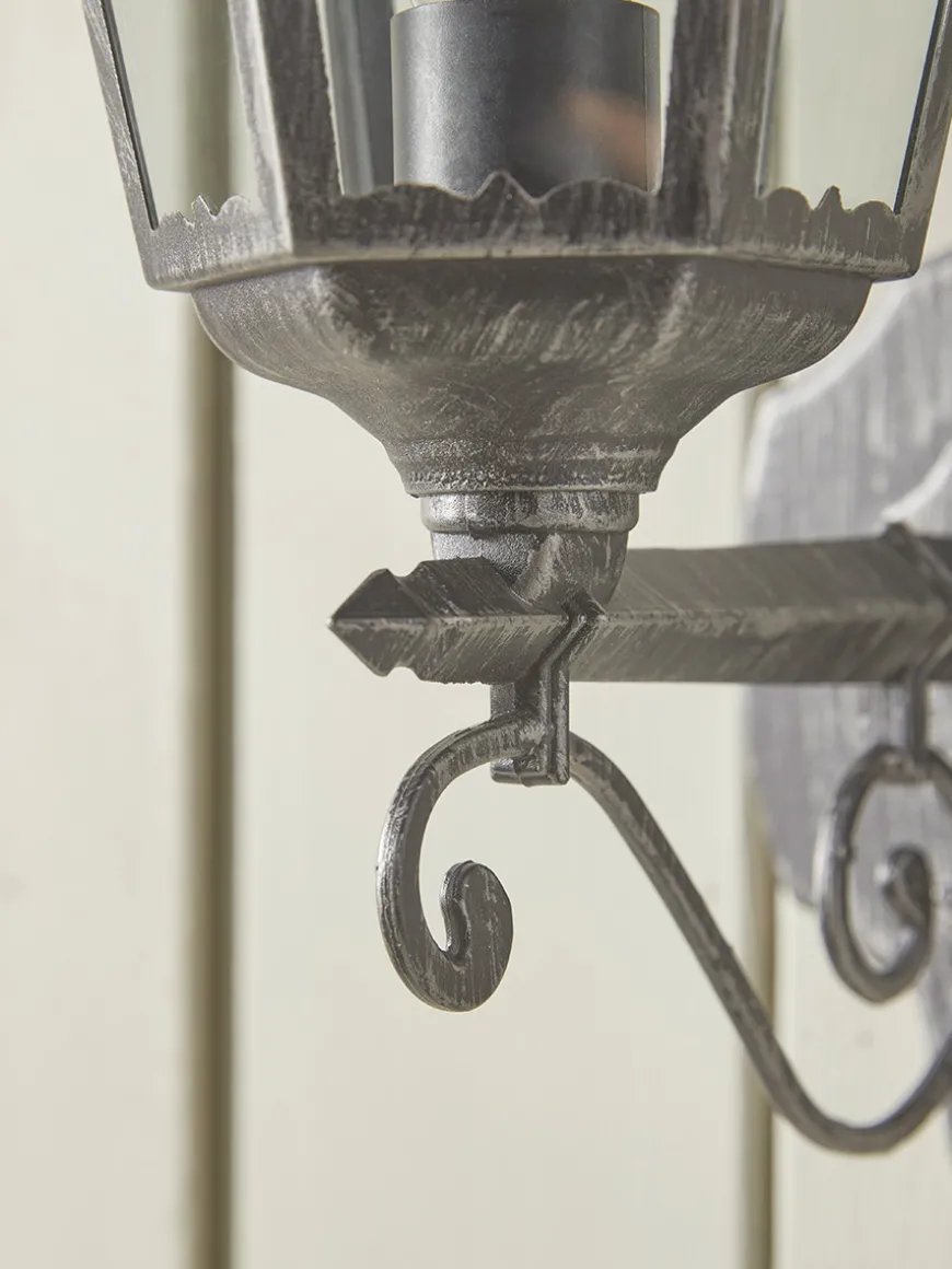 Coach House Wall Light