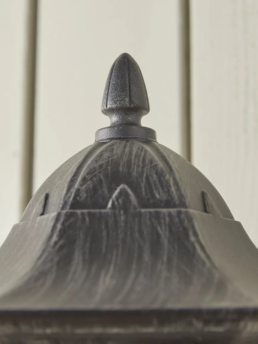 Coach House Wall Light
