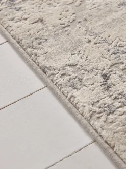 Constance Rug