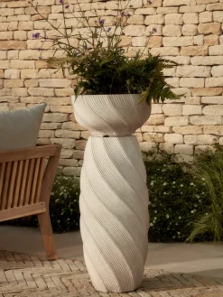 Cream Spiral Plinth