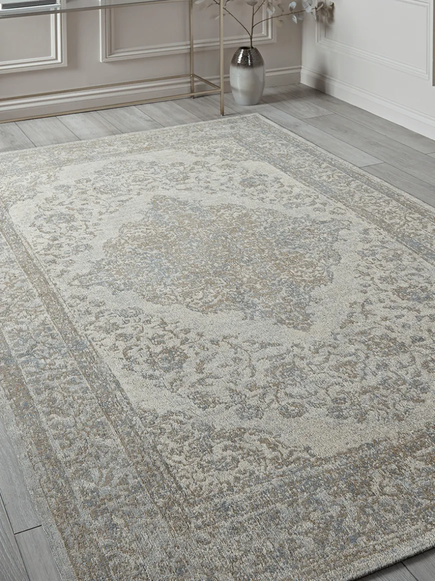 Desi Rug