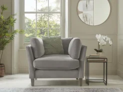 Dinan Loveseat