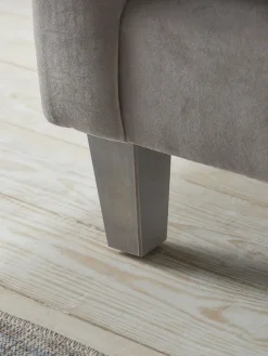 Dinan Loveseat