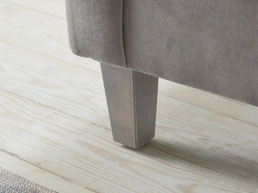 Dinan Loveseat