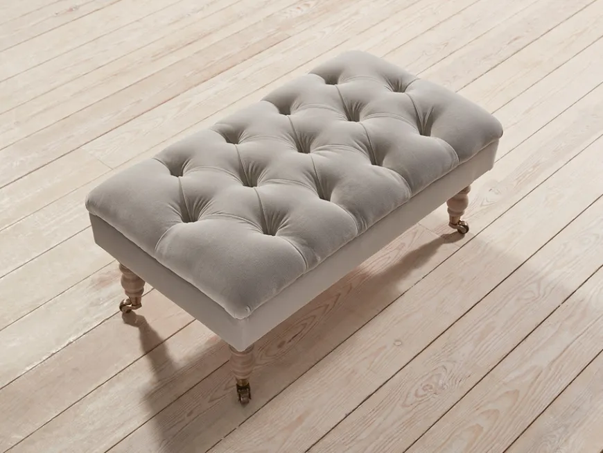 Domme Ottoman