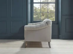 Domme Sofa