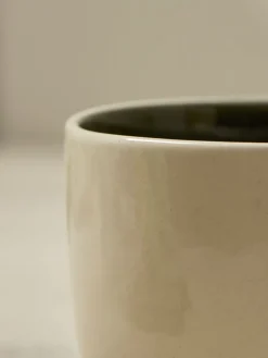 Edie Dinnerware