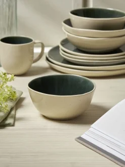 Edie Dinnerware