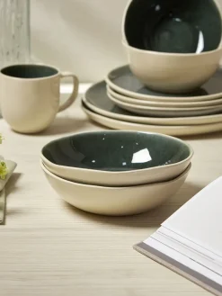 Edie Dinnerware