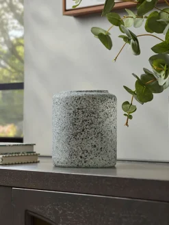 Eleanor Vase