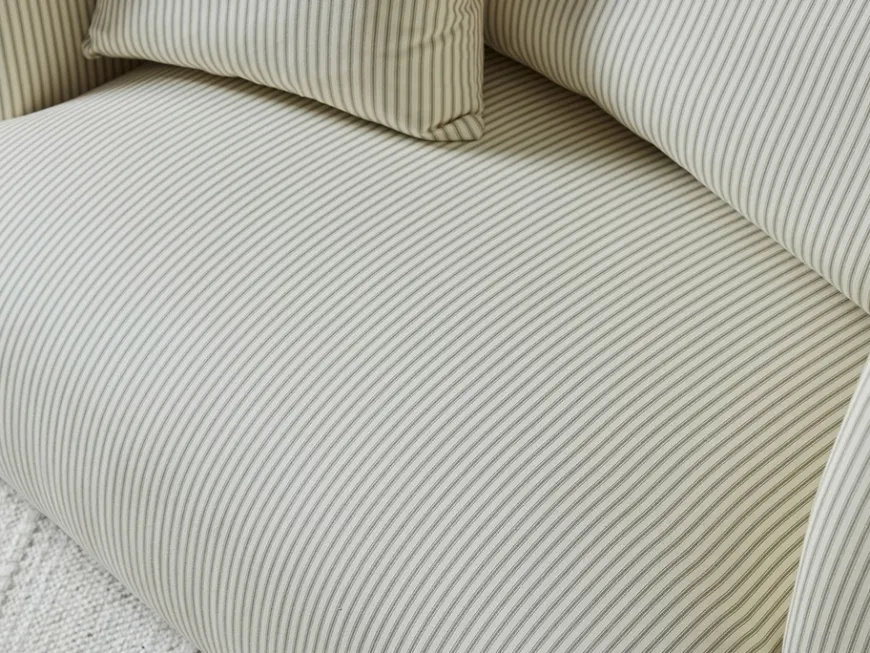 Geneve Loveseat