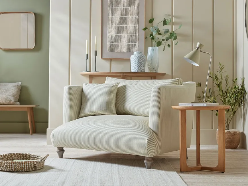 Geneve Loveseat