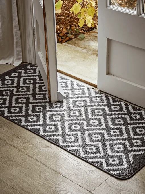 Geometric Stain Resistant Runner