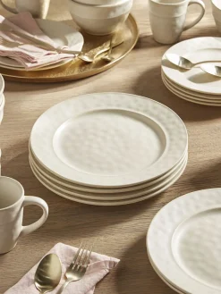Hadley Dinnerware
