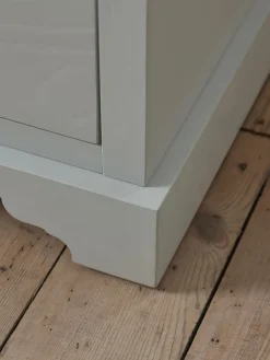Hanne Larder Cabinet - Marble