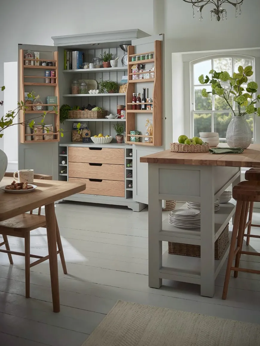 Hanne Larder Pantry