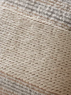 Hernals Cushion