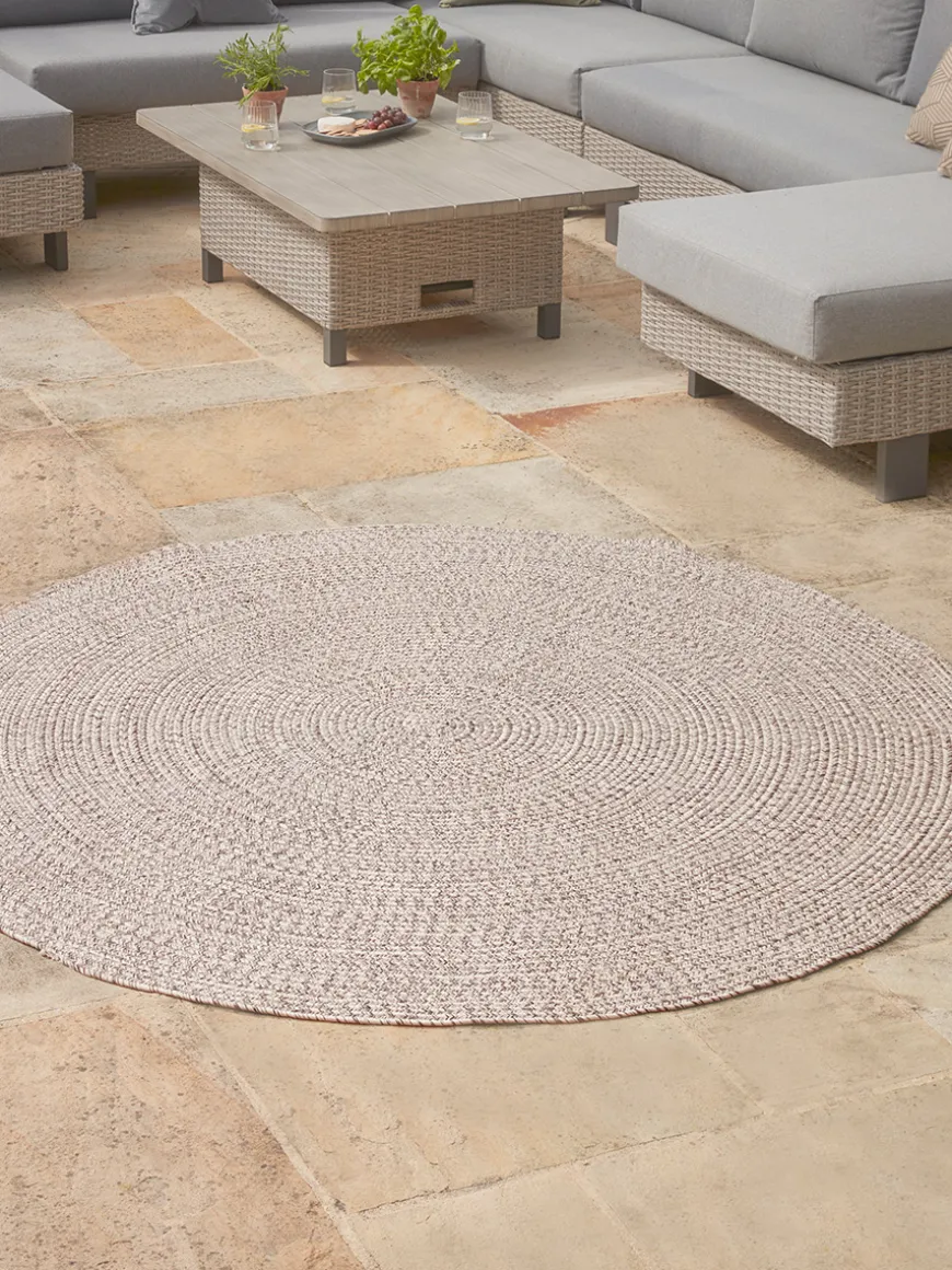 Indoor Outdoor Round Rug - Natural
