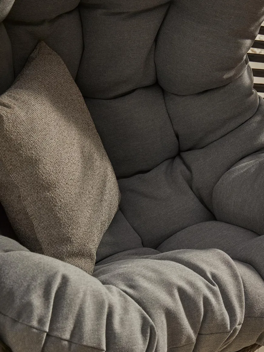 Indoor Outdoor Teardrop Occasional Chair