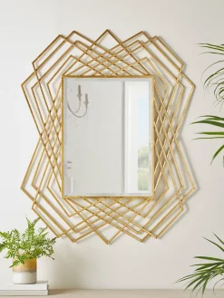Isha Mirror