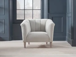Kemi Armchair