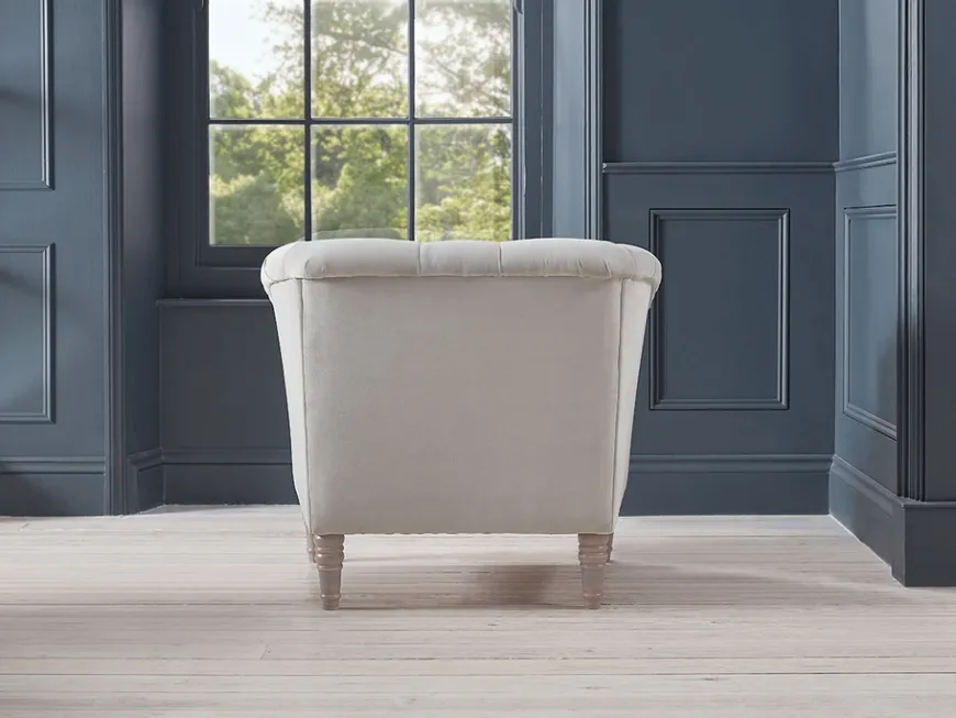 Kemi Armchair