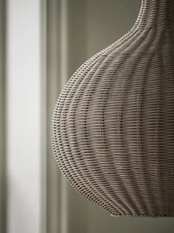 Laina Pendant