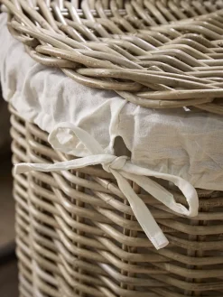 Lined Rattan Laundry Basket - Round