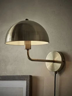 Metal Dome Wall Light - Brass