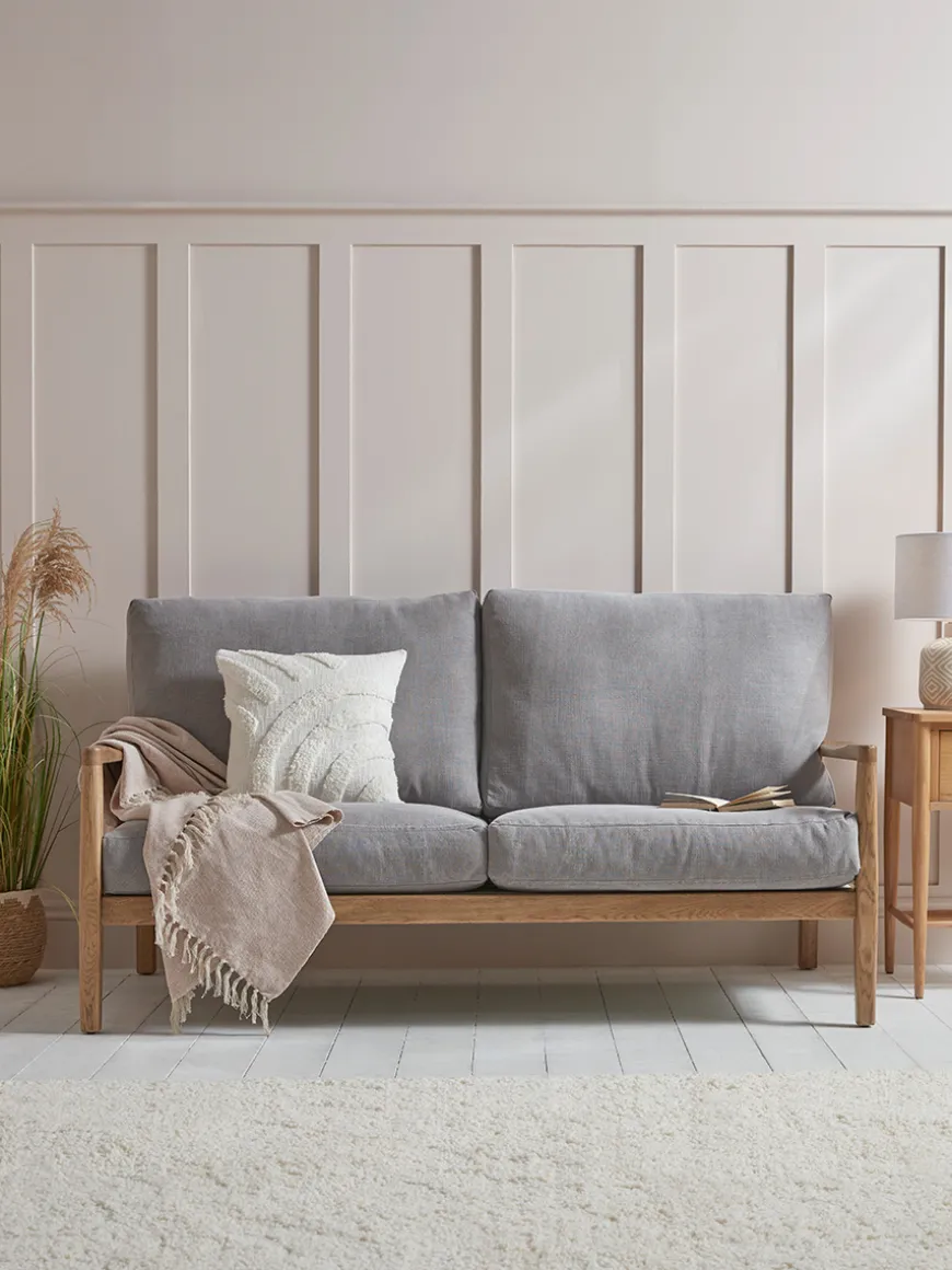 Neve Sofa