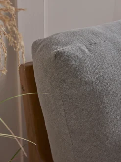 Neve Sofa