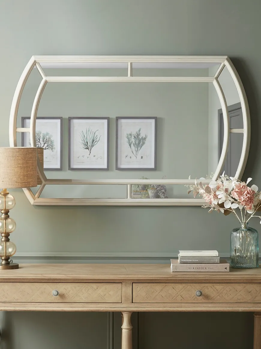 Newton Mirror