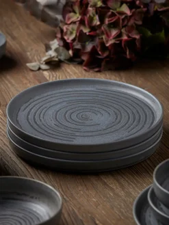 Odeletta Dinnerware