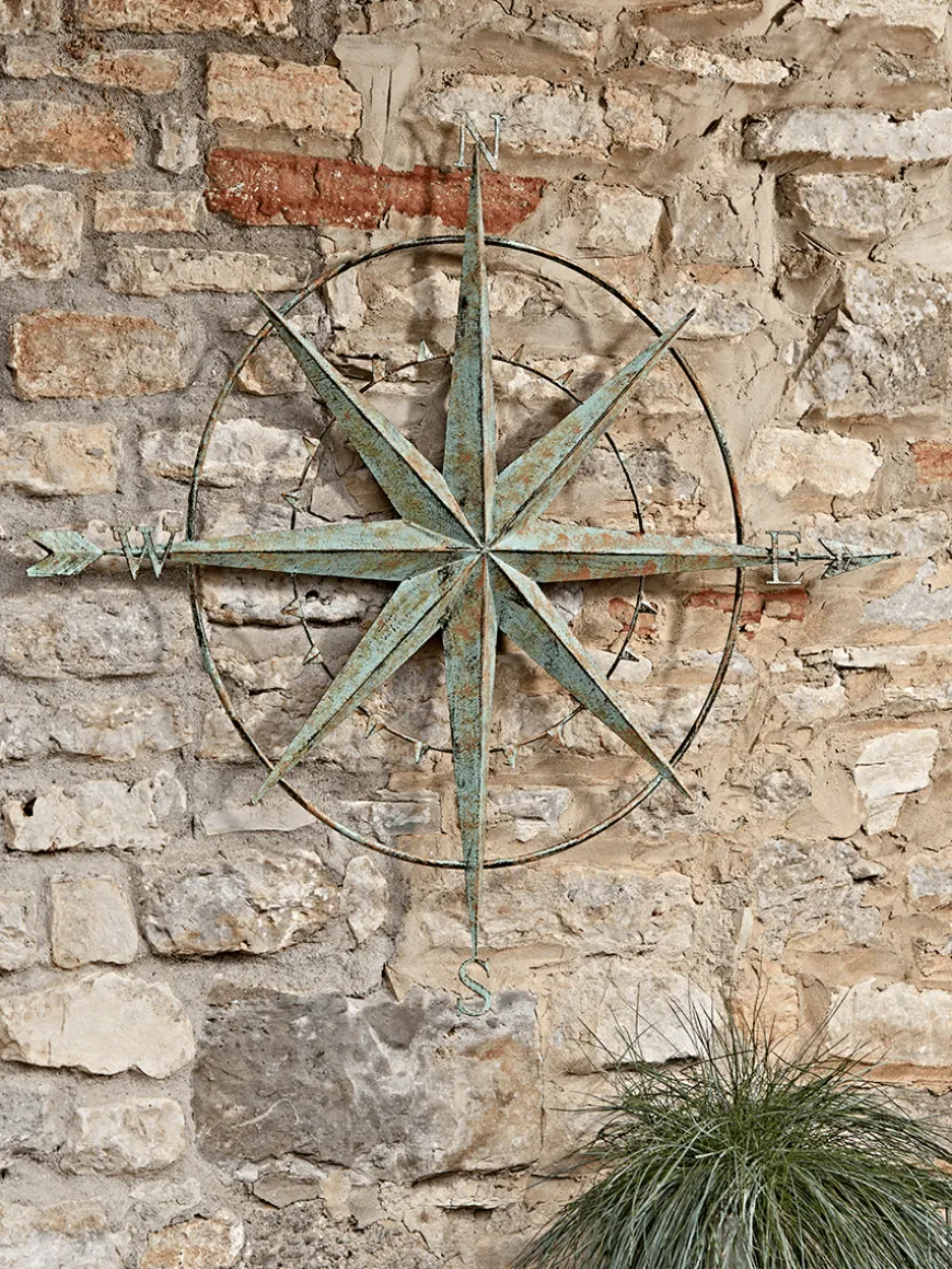 Outdoor Distressed Compass