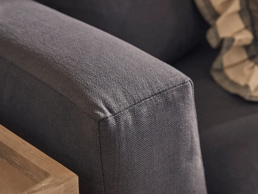 Palma Loveseat