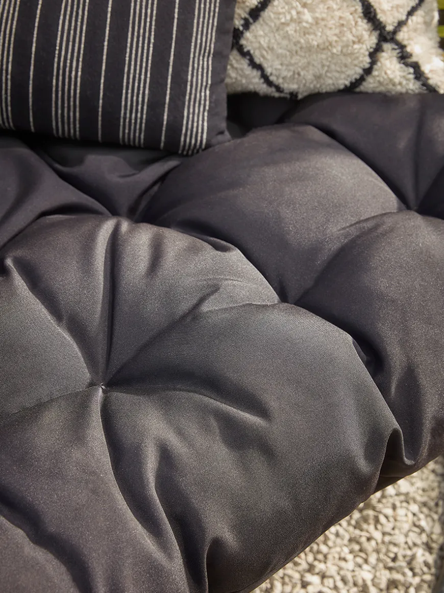 Paxos Teardrop Hanging Snuggler