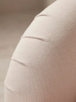 Reine Armchair