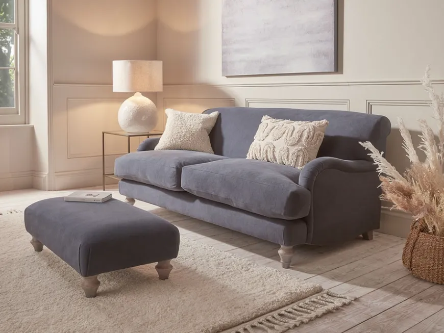 Reine Sofa