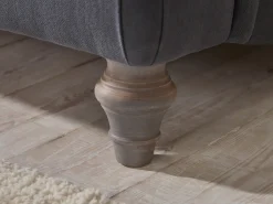Reine Sofa